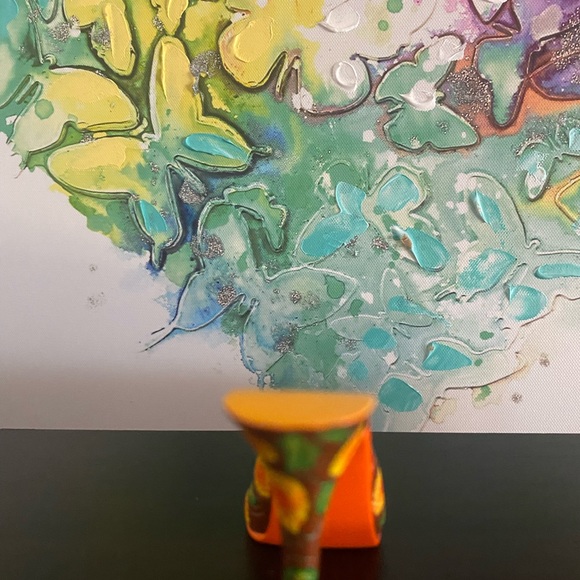 Just the right shoe by Raine - Picture 8 of 8